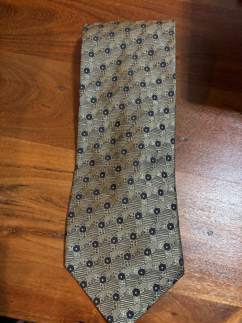 Donna Karan Men's Neck Tie All Silk Made in New York